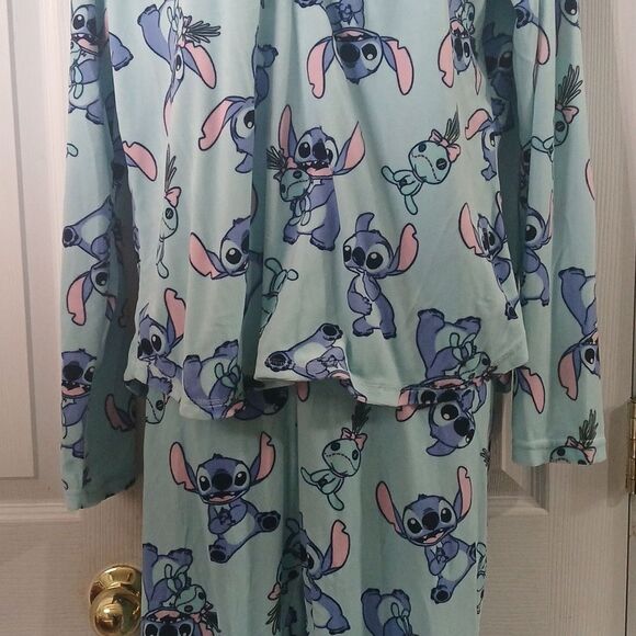 Stitch Disney super soft plush feel 2 pc  PJ pajama set  Sz L (12-14) NWOT - Picture 3 of 9